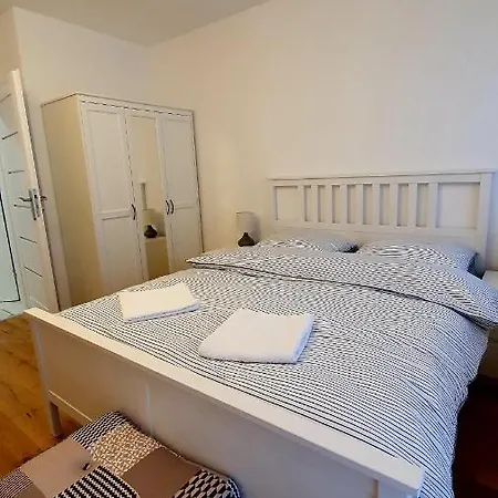 Piasek I Morze Апартаменты Ровы